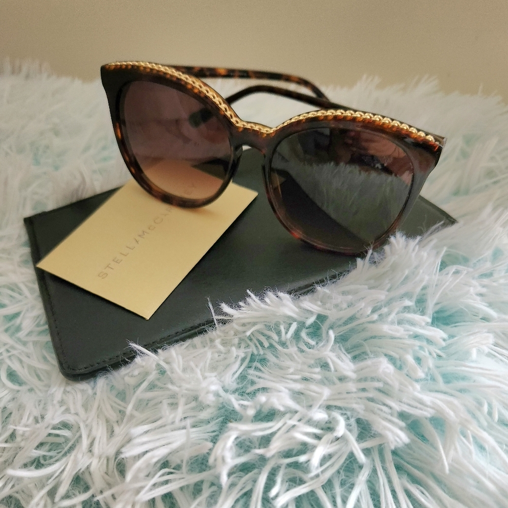 Stella McCarthy Sunglasses